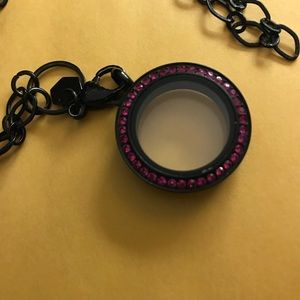 Origami Owl Living Locket with Necklace